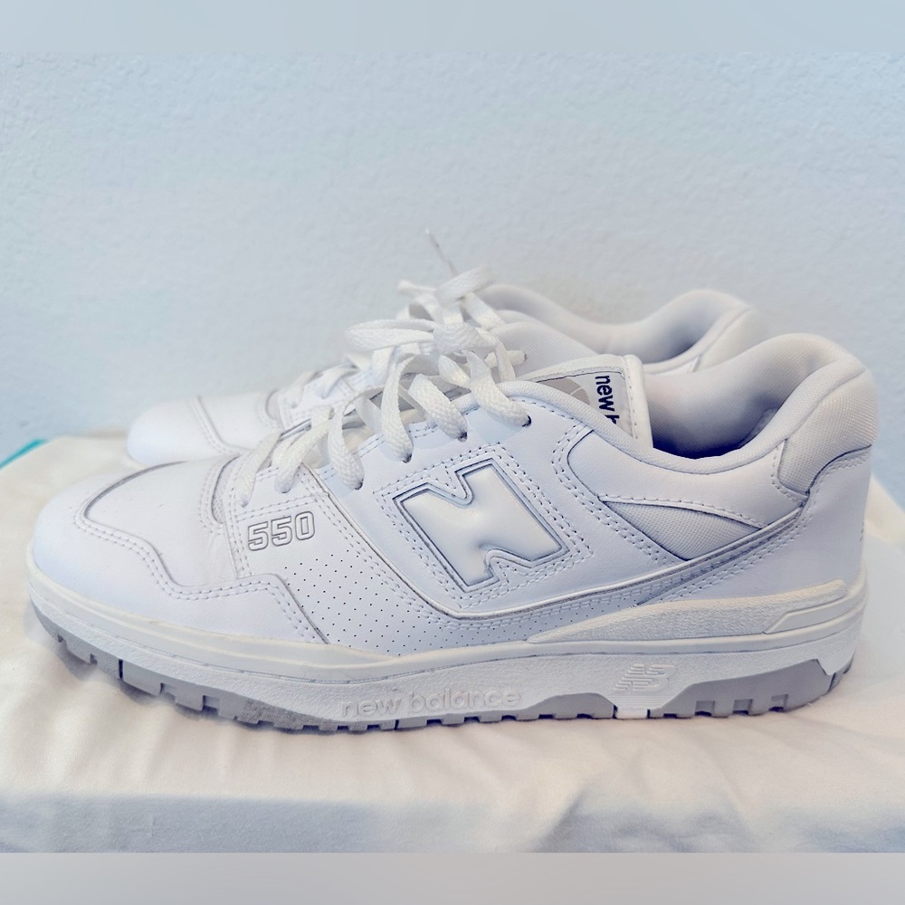 Men’s New Balance 550 - Worn Twice! Great shape! Size 10.5